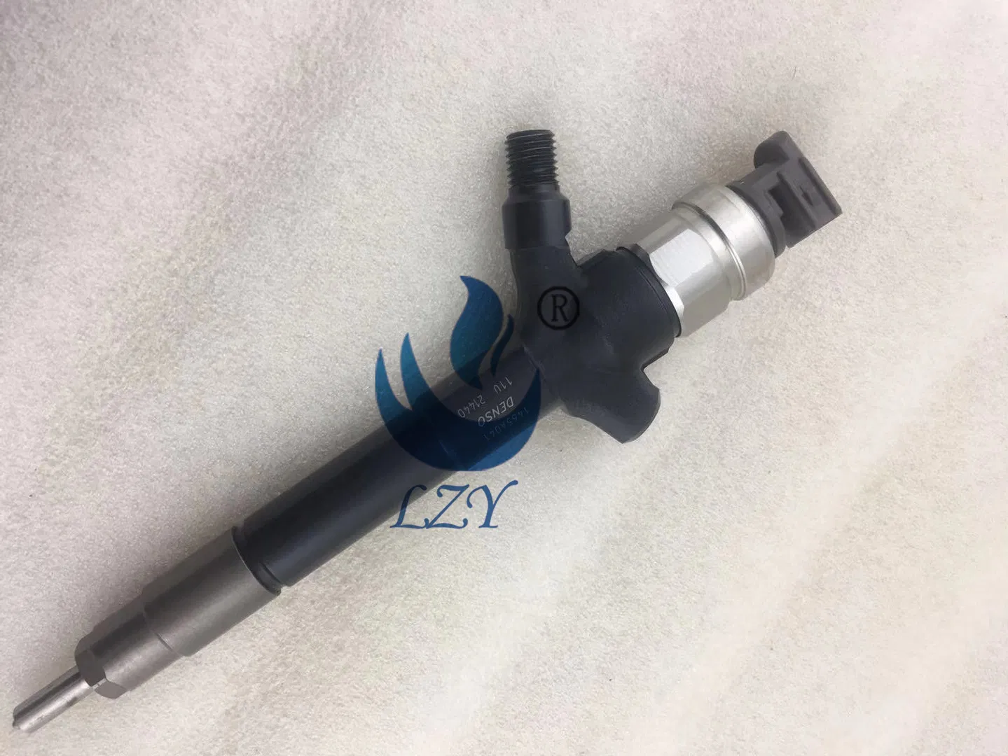 Топливная форсунка Common Rail для двигателя Mitsubishi, арт. 1465A041 (095000-560) / 1465A054 (095000-576)