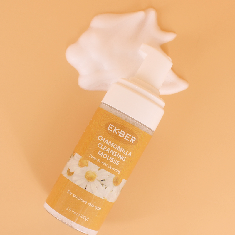 Hot Selling Exfoliating Cleansing Mousse Foam Chamomilla Facial Cleanser Mousse