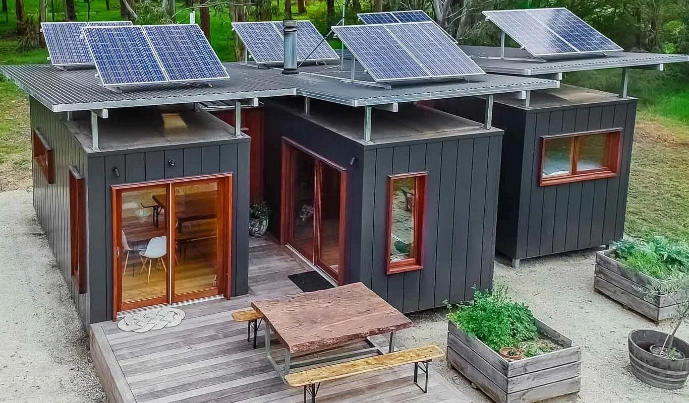 Movable Customized New Design Container House Prefabricated Portable Tiny Houses with High Quality