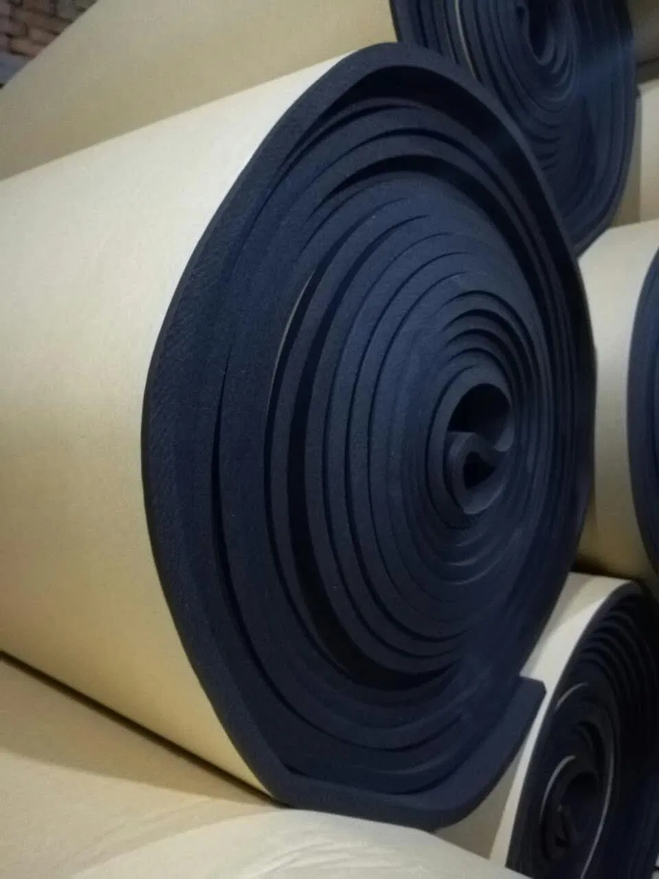 with Self-Adhesive/Aluminum Foilr Multi-Function Soundproof & Fireproof Rubber Foam Insulate Thermal Insulation Insulator Sheets