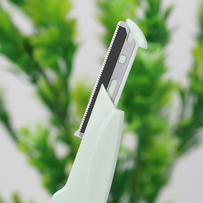 Premium Eyebrow Razor Trimmer with Safety Guard for Precision
