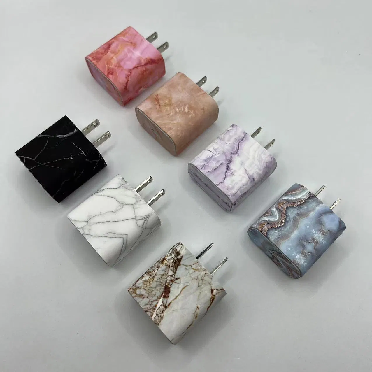 Быстрая зарядка 20W USB-C с мраморным принтом для iPhone