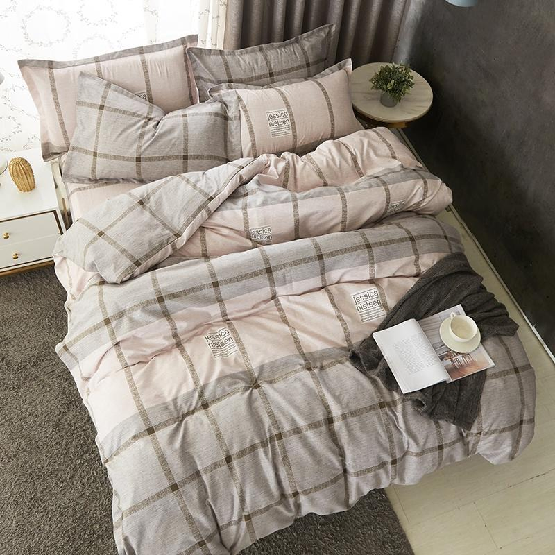 Luxury Wholesale Market Nantong Home Textile Brushed Classic Check Print Double Quilt Cover with Pillowcase