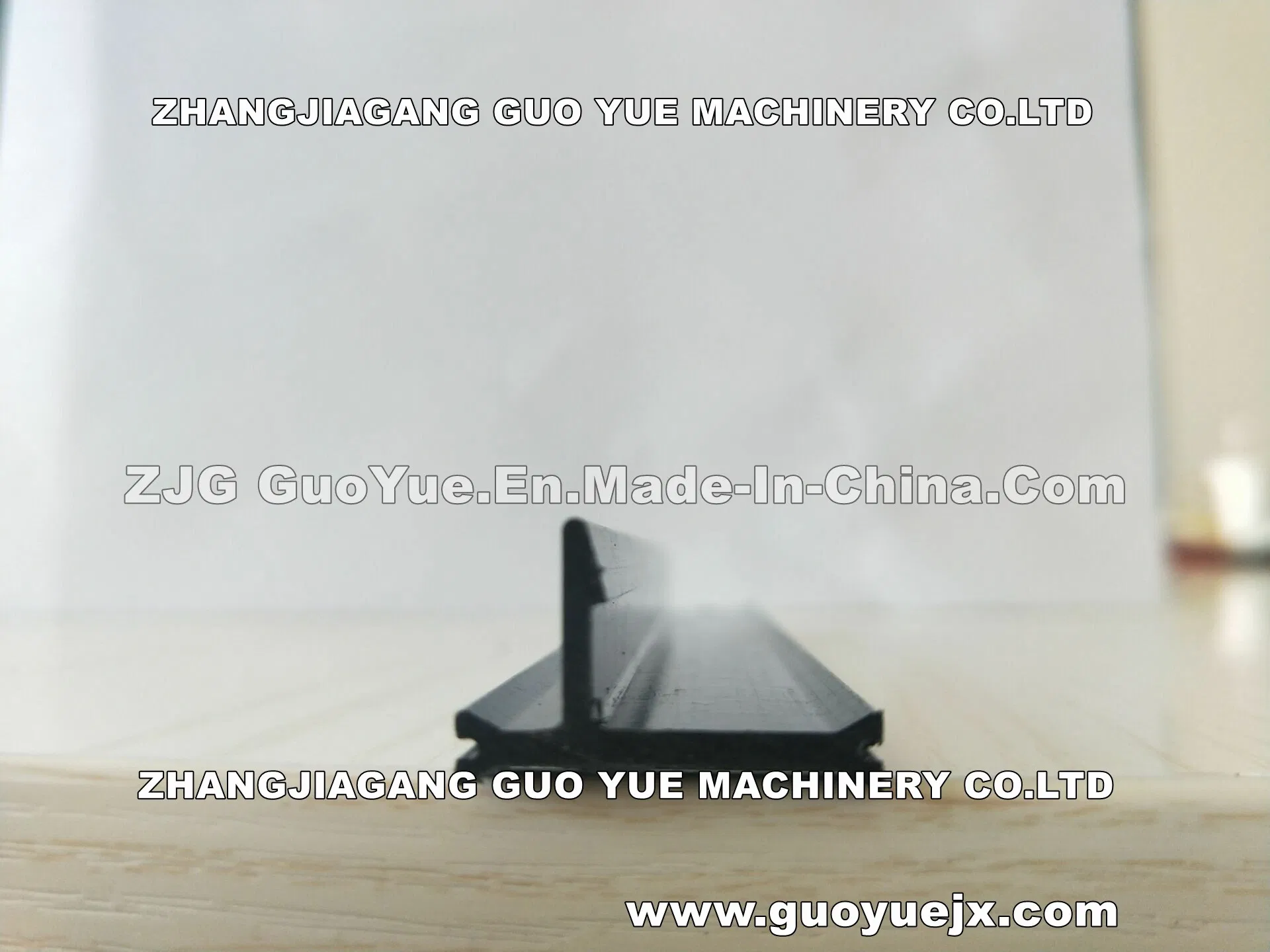 T Shape Polyamide Extrusion Thermal Barrier Nylon Strut