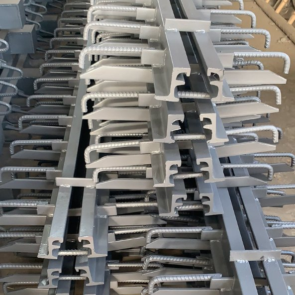 Modular Expansion Joint for Road Bridges