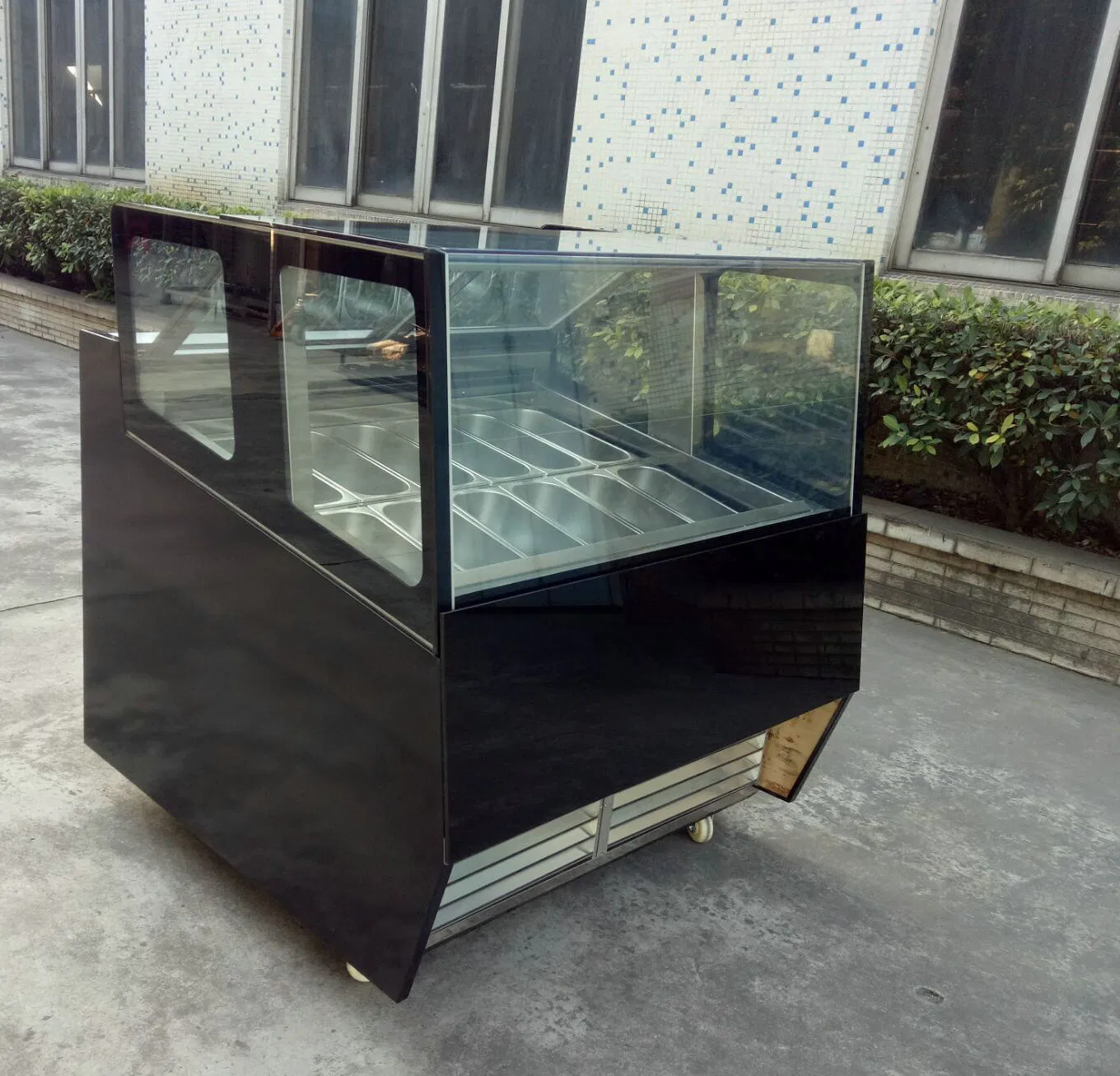 Europe Style High Quality Gelato Ice Cream Display Showcase