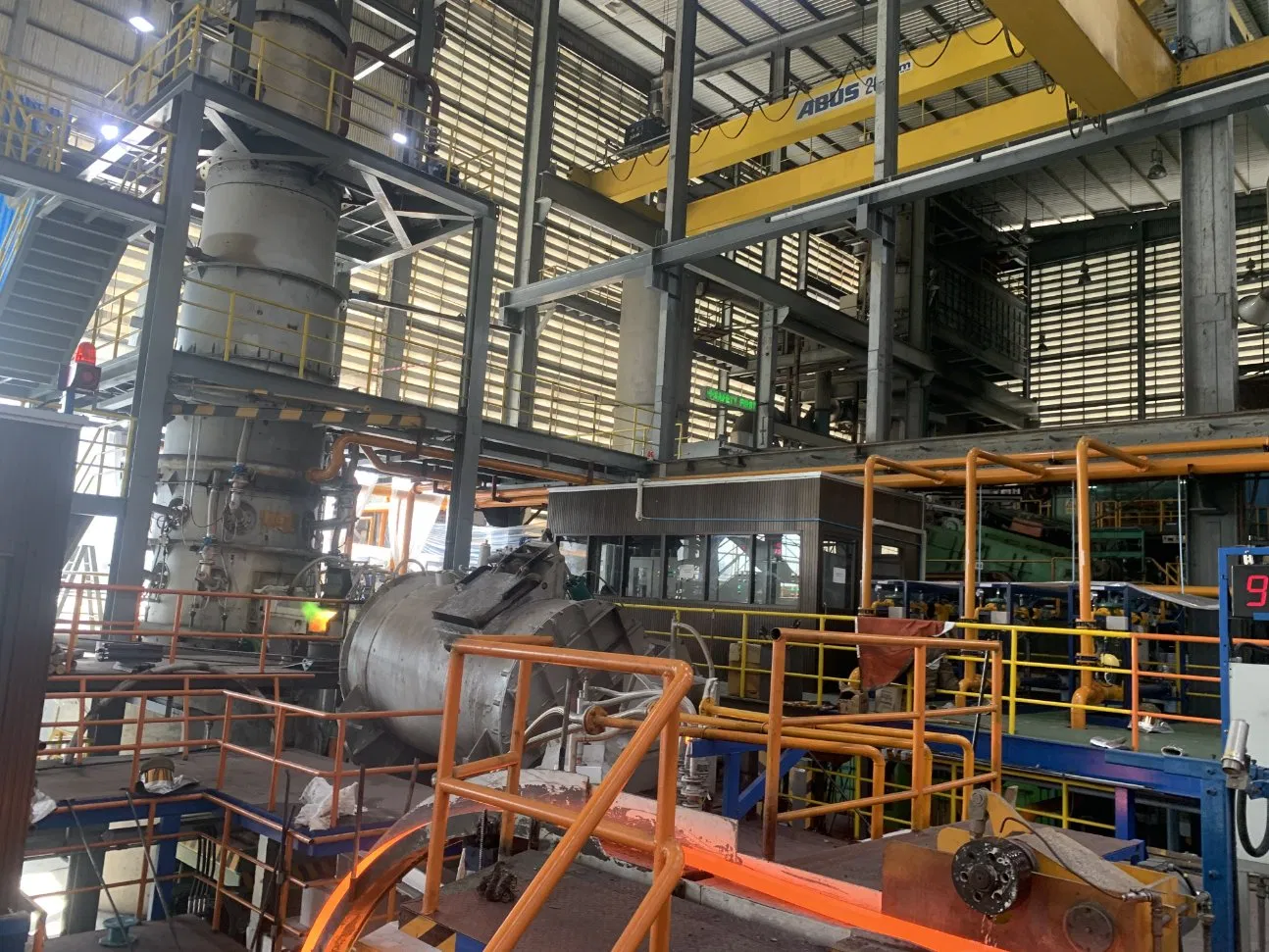 Closed Water Cooling Tower Fbh-350ts for Cooling System