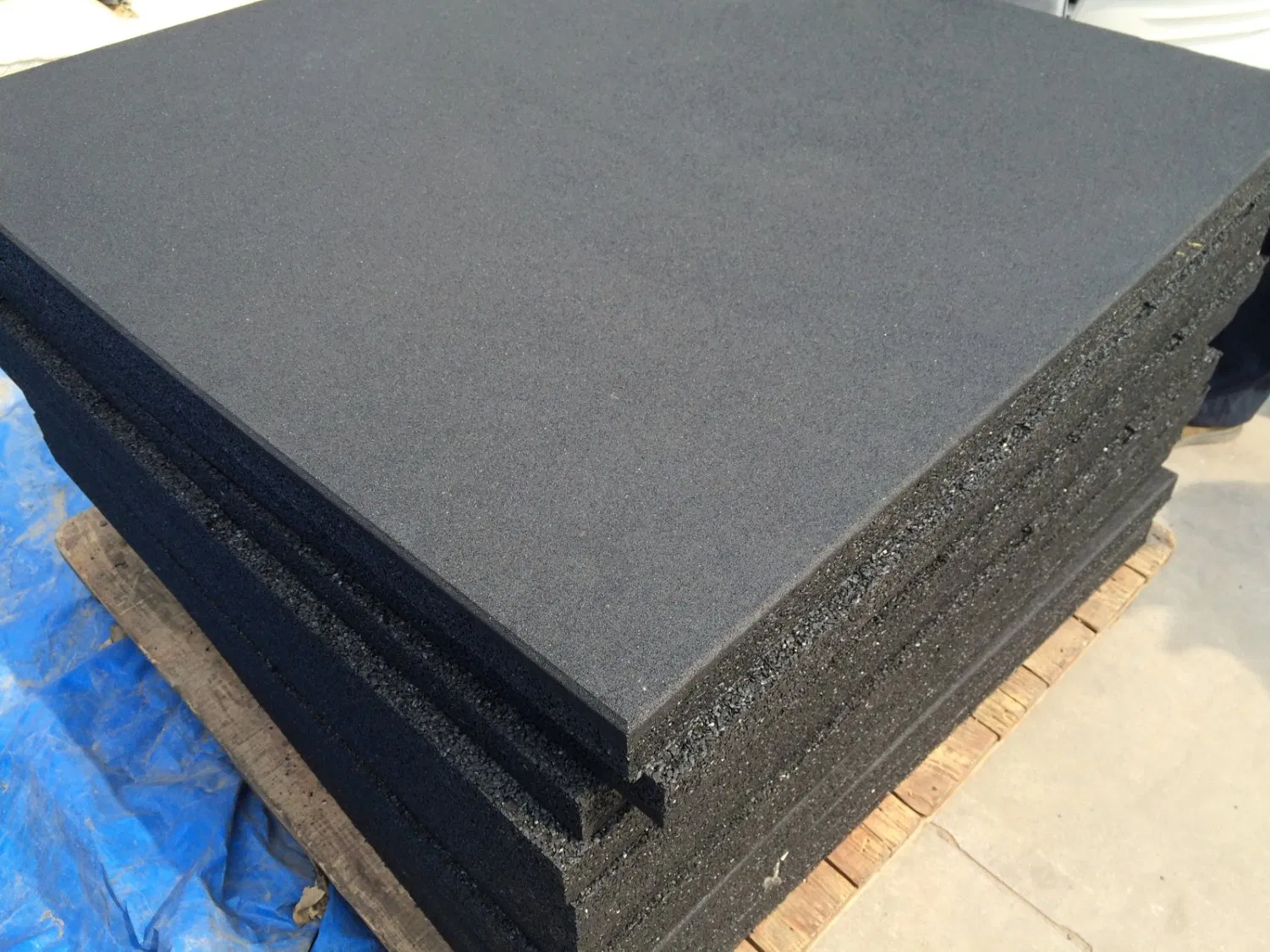 EPDM Granules Binder Gym Rubber Floor