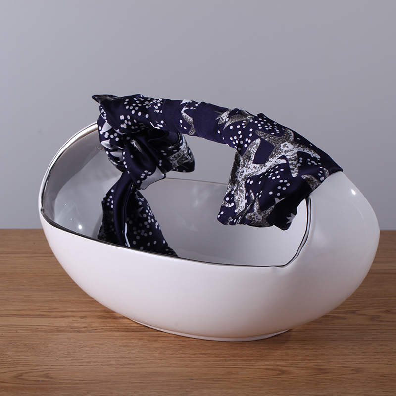 Creative Decoration White Ceramic Serving Fruit Bowl