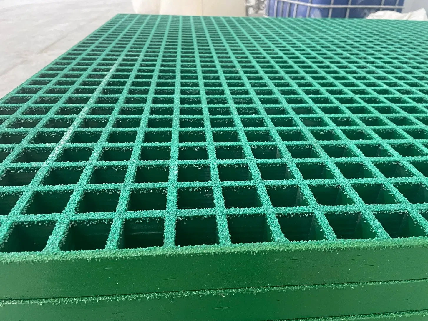 Premium FRP Mesh Board for Durable Walkway Decking