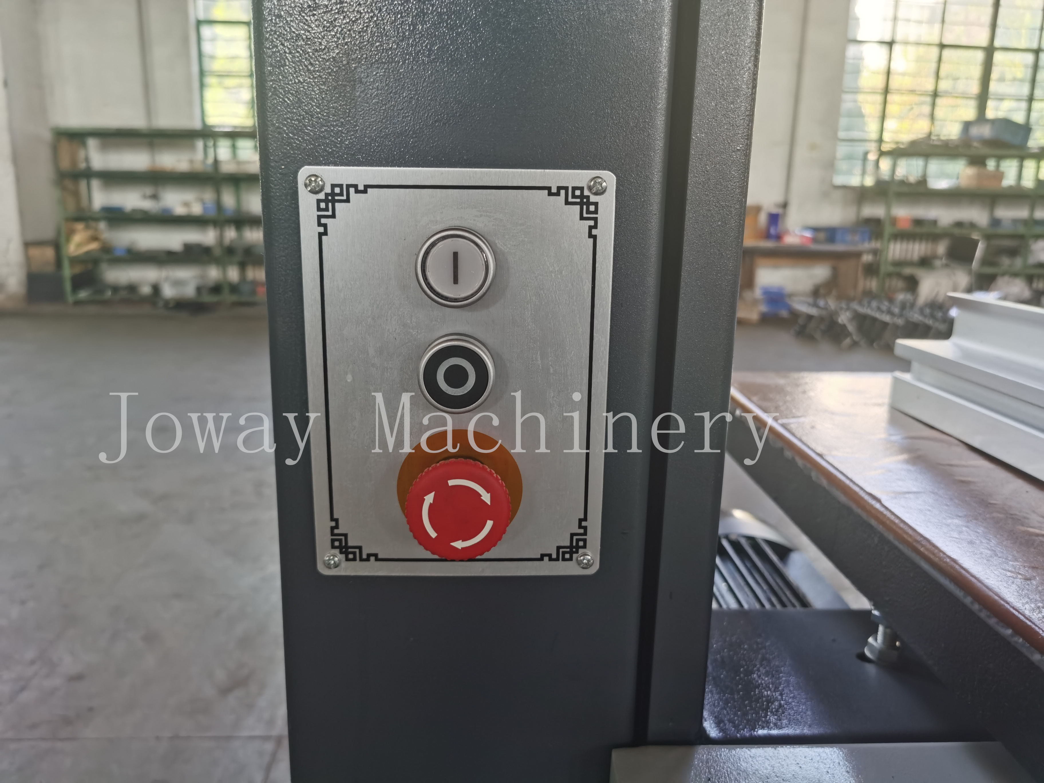 Станок ленточнопильный по дереву 41/51/61 см