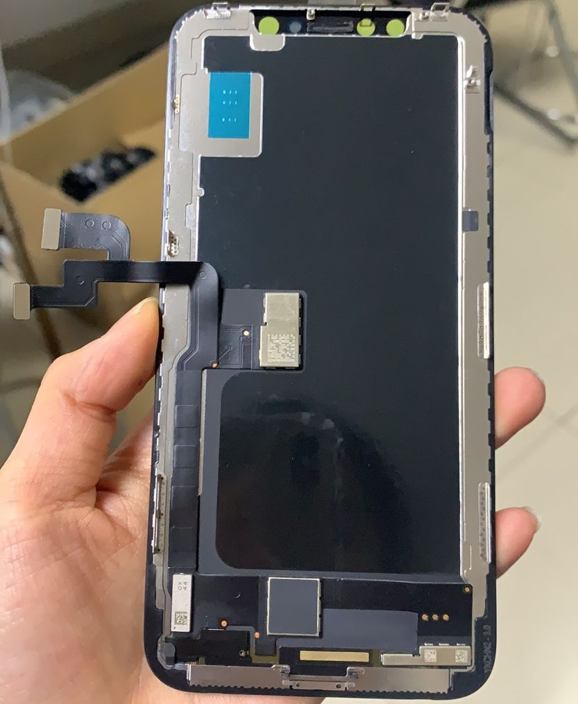 Дисплей для iPhone 6-12 Pro: LCD с тачскрином