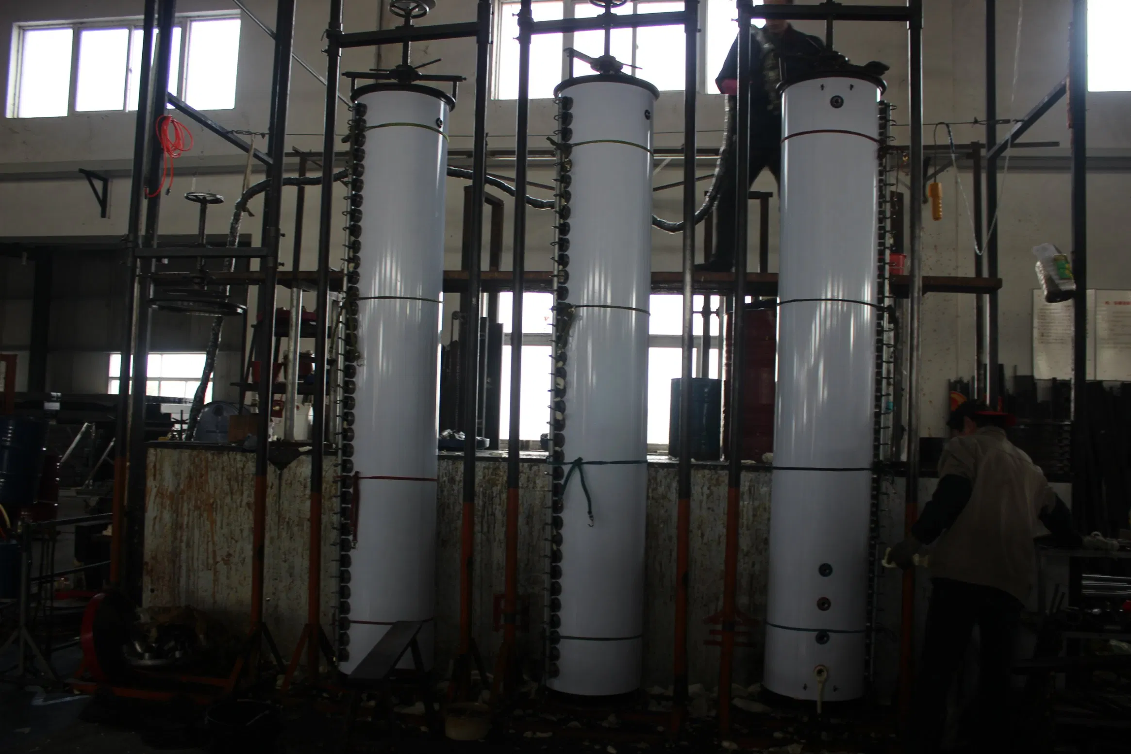 High Efficiency Pressurized Heat Pipe Solar Water Heater (INLIGHT)