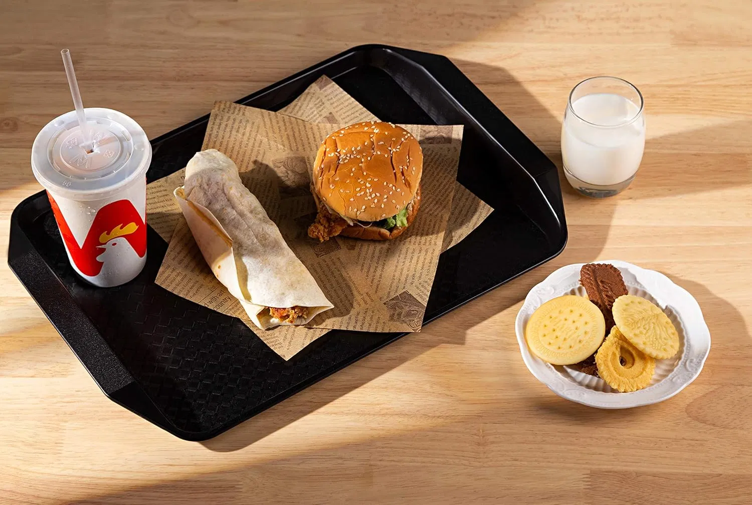 Food Use and Plastic Material PP Serving Trays for Canteen Hotel