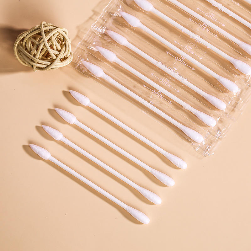 100 Pieces Double-Ended Cotton Swabs.