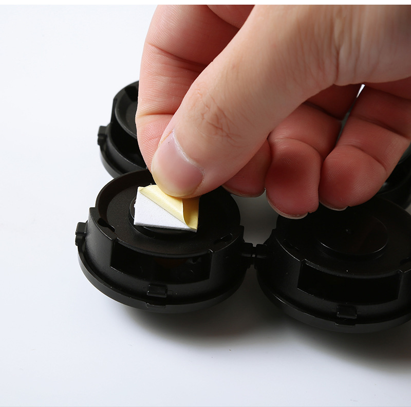 Factory Wholesale Large Quantities of Plastic Products Small Black Room Cockroach Medicine Small Black Box