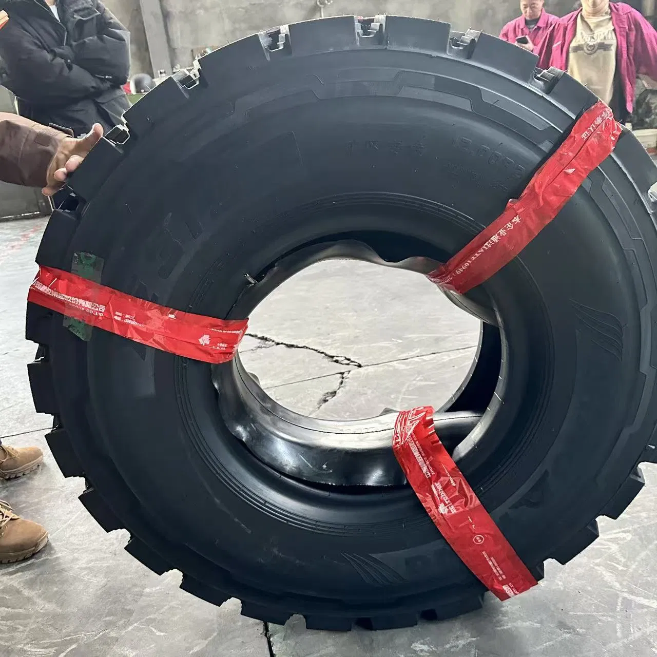 Грузовая шина 1200r20 Xz319 Chaoyang Goodride Westlake