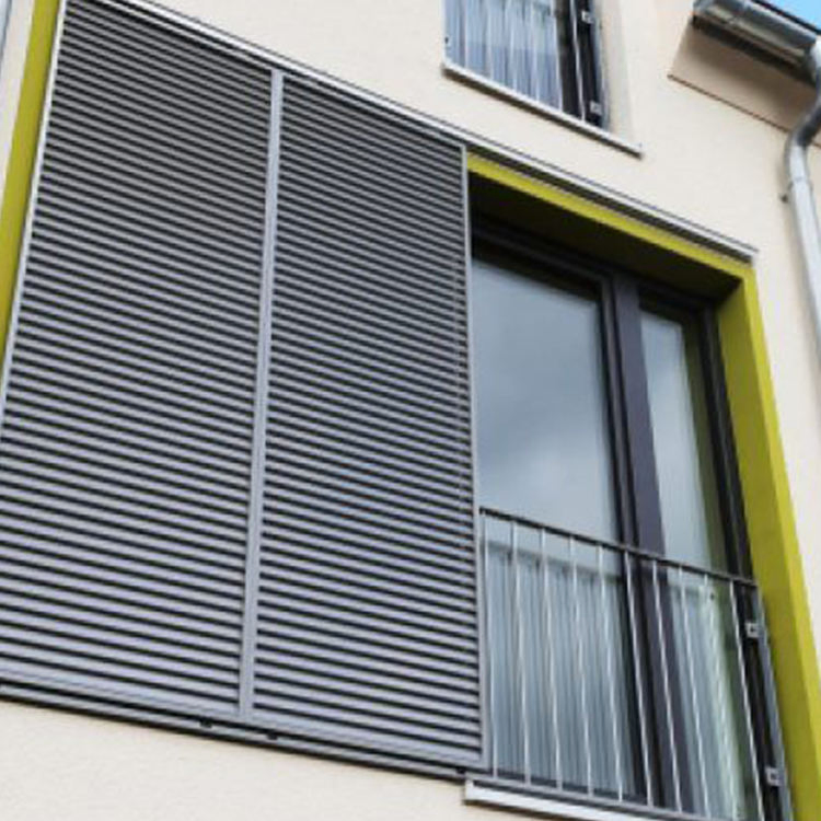 Custom Aluminium Alloy Outdoor Shutter and Louvers Window