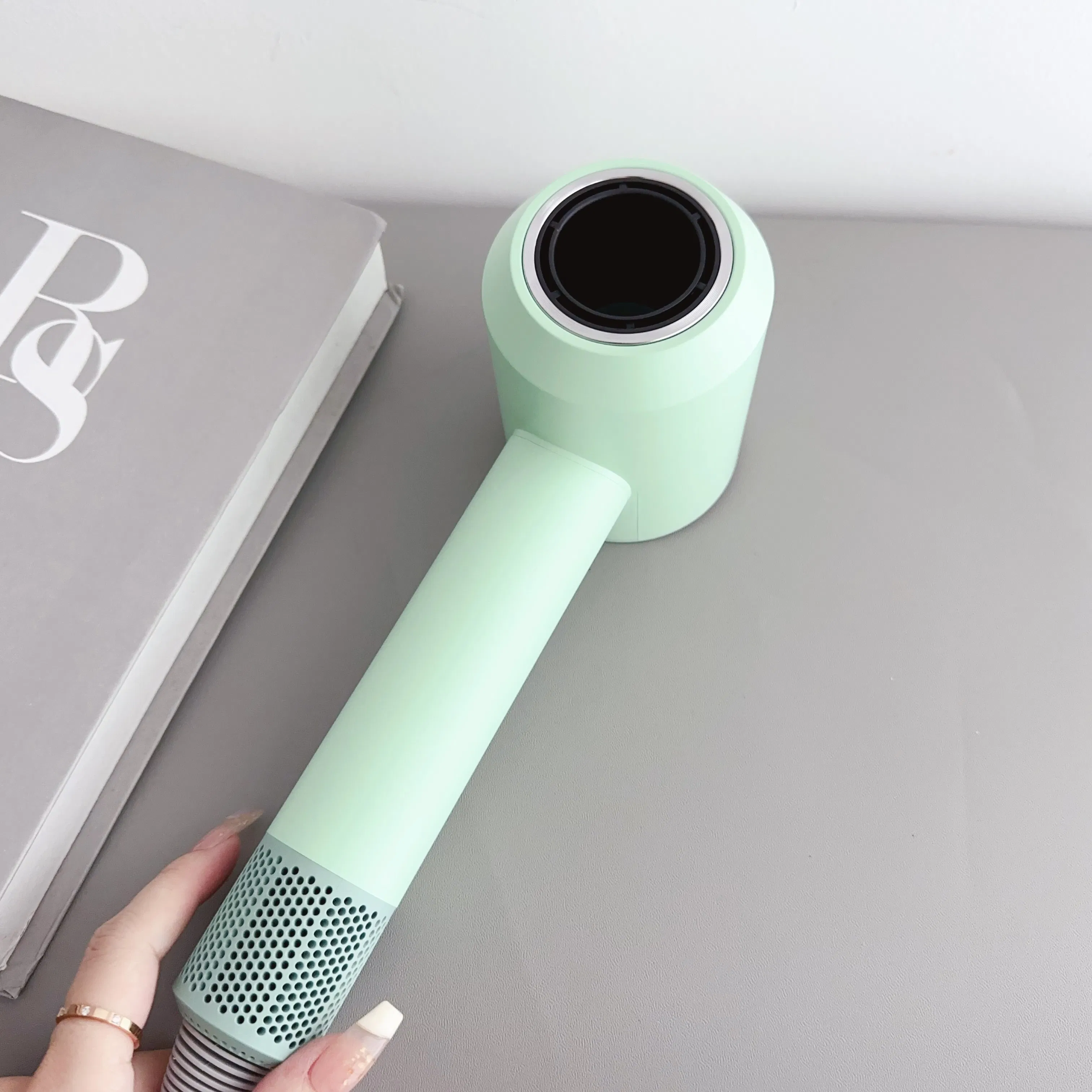 Профессиональный электрический фен для волос