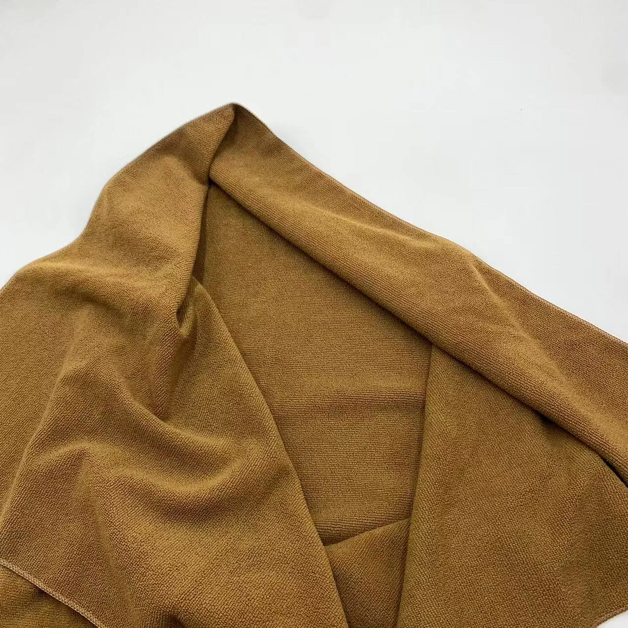 Cleanup High Quality Pet Dog Bathrobes Luxury Microfiber Absorbent Warm Wrap Head Full Body Dog Towel Microfiber Drying (The brown style)