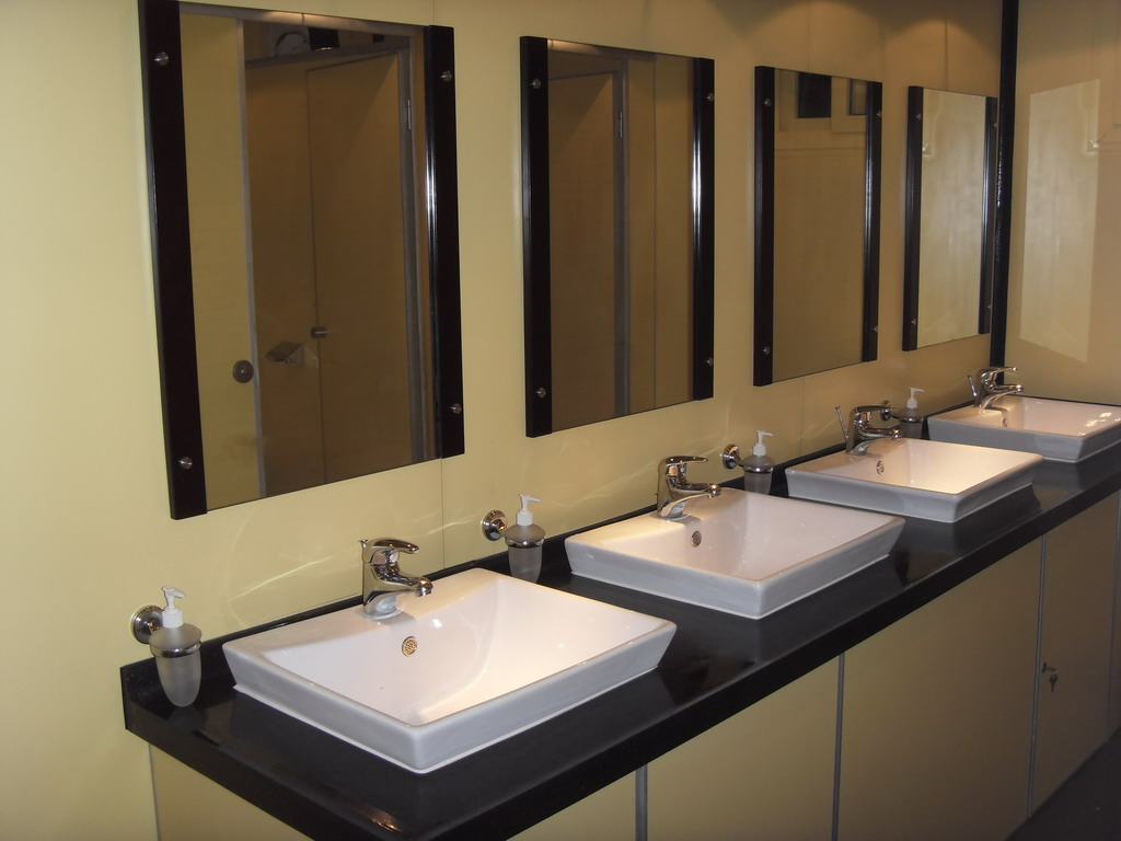 20FT Modular Mobile Container Toilet