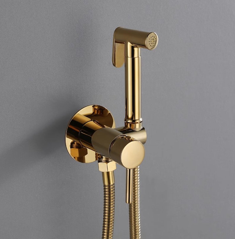 Смеситель для биде настенный с поворотной лейкой