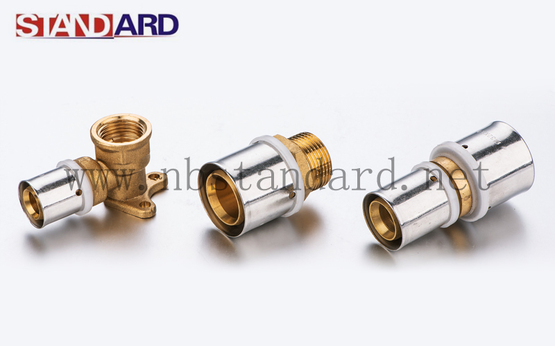 Brass Thread Fitting for Plumbing/Male