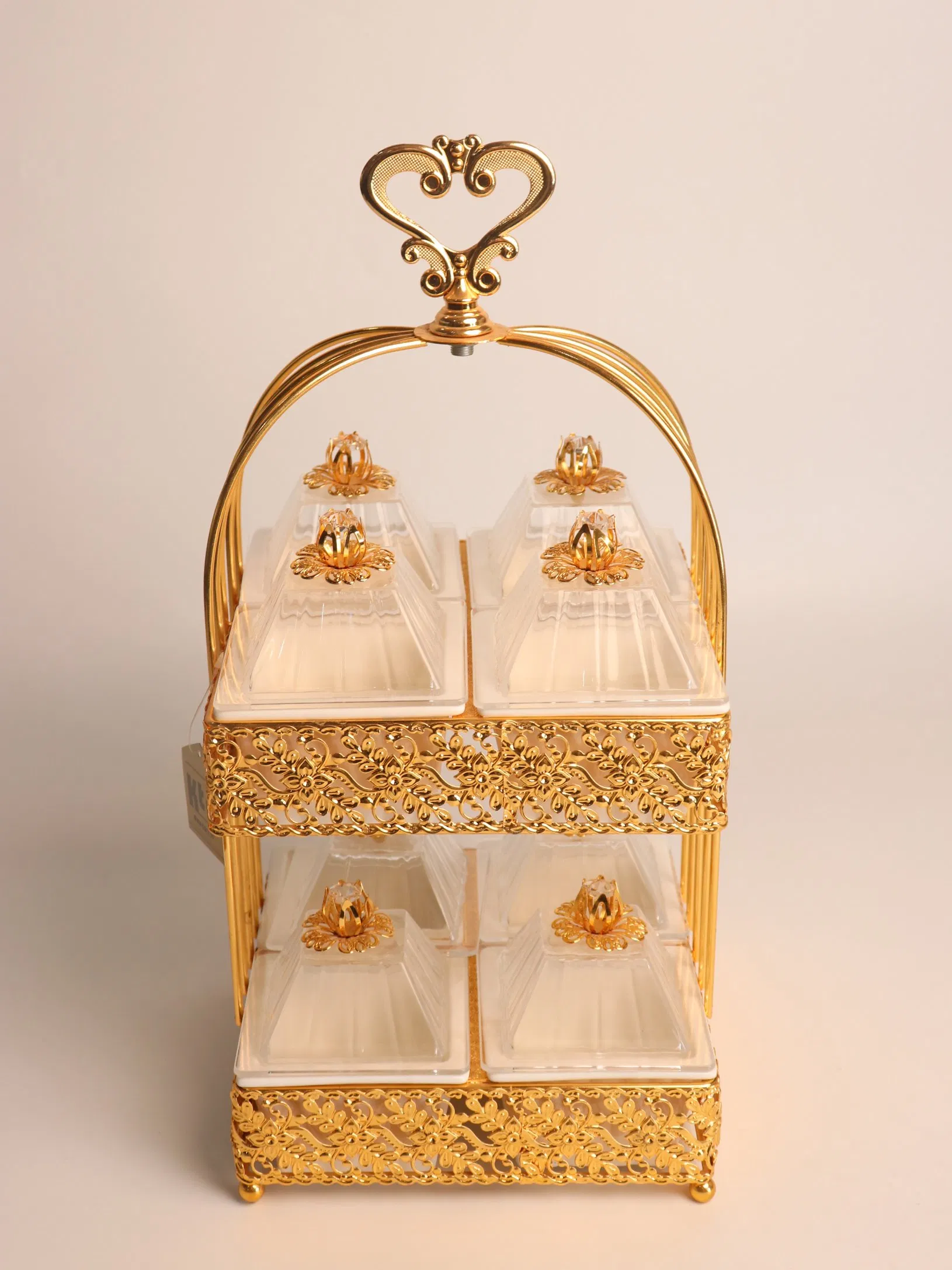 Customized Chaozhou Gold Plated Iron Crockery Tray with Plastic Bowl
