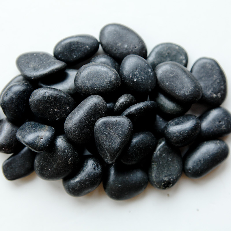 Competitive Price with High Quality Black Pebble for Paving Roads