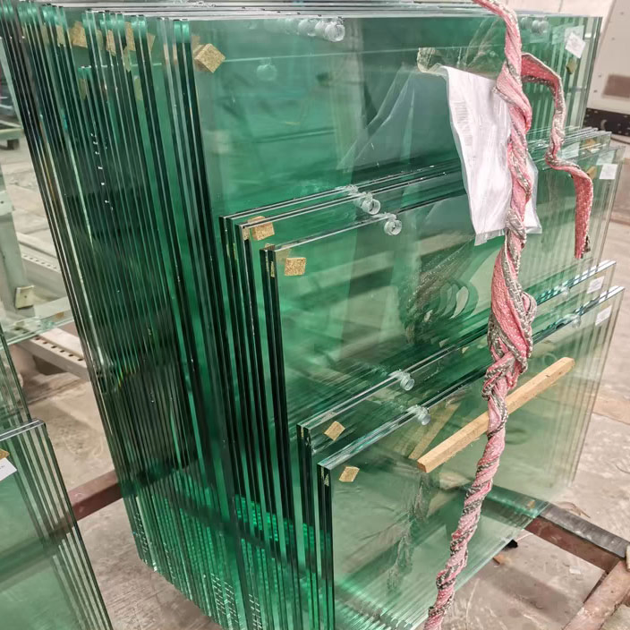 Manufacturer Wholesale 6.38mm 8.38mm 10.38mm 10.76mm Railing Greenhouse PVB Explosion-Proof Laminated Glass