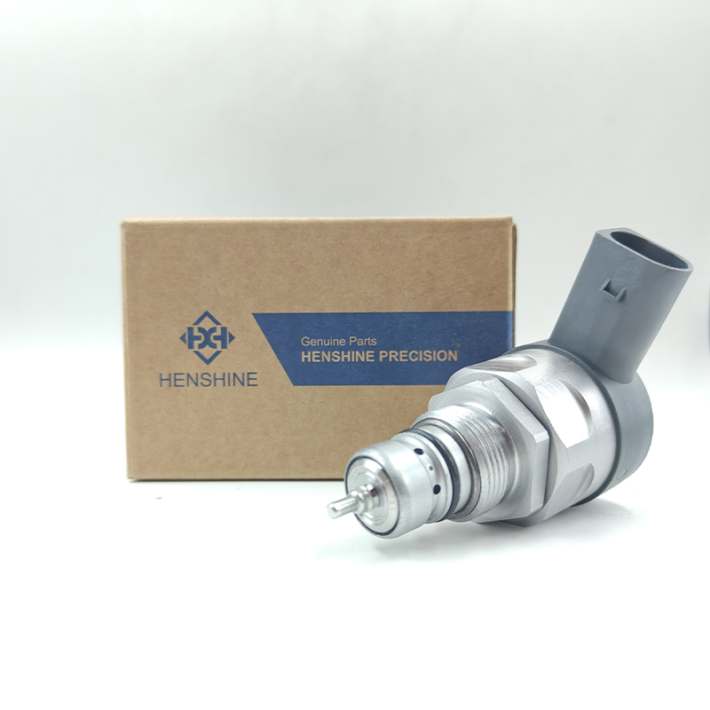 Регулятор давления топлива DRV 0281006744