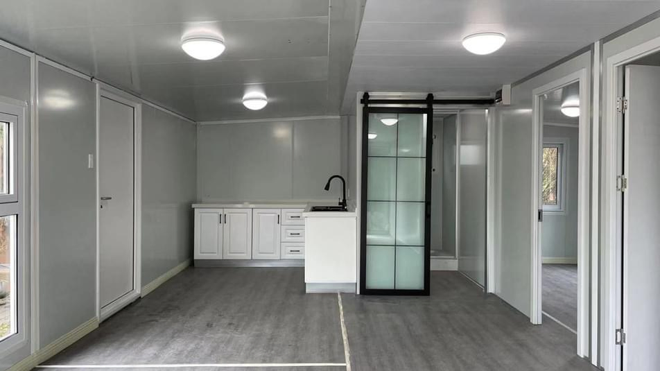 Modular Tiny House Expandable Office Steel Structure Expandable Container House Price with Toilet