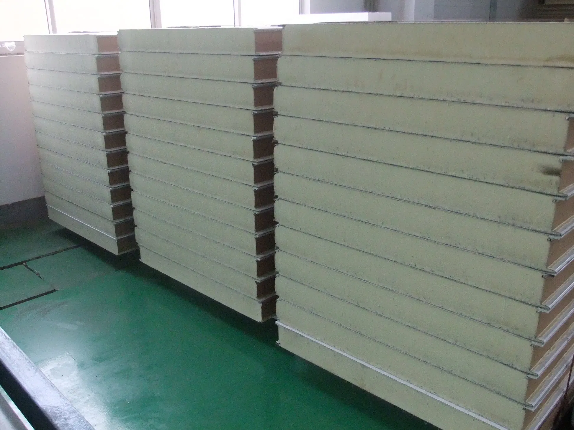 Sandwich Panel (EPS composite panel)