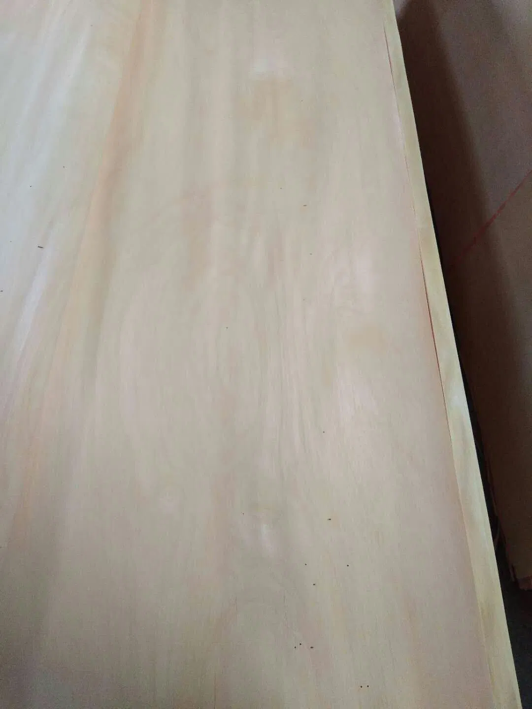 Factory-Hardwood Veneer in 1300X2500mmx 0.60mm