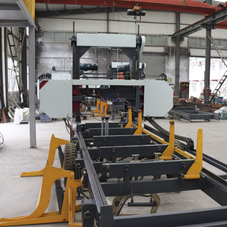 Станок ленточнопильный горизонтальный гидравлический электрический по дереву