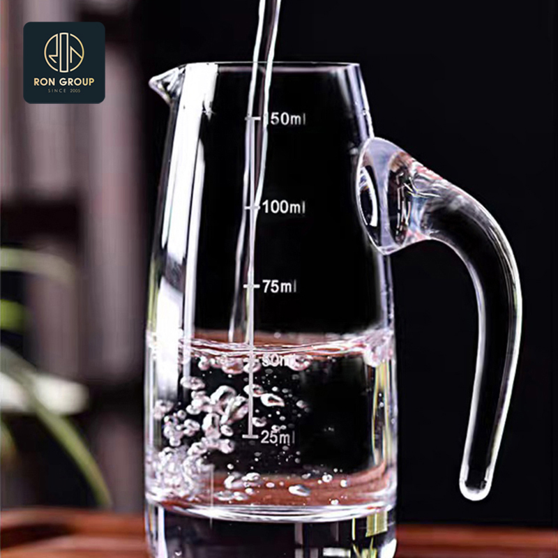 Wholesales Transparent Glass Liquor White Wine Decanter with Handle for Bar Bistro Commercial Drinkware Barware