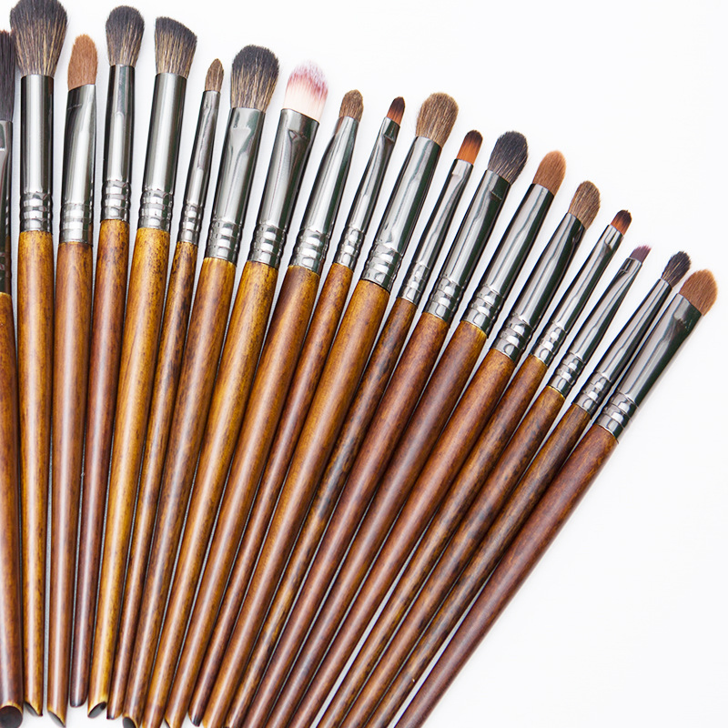 Cruelty Free Synthetic Bristle Makeup Brush Metal Ferrule Makeup Brush