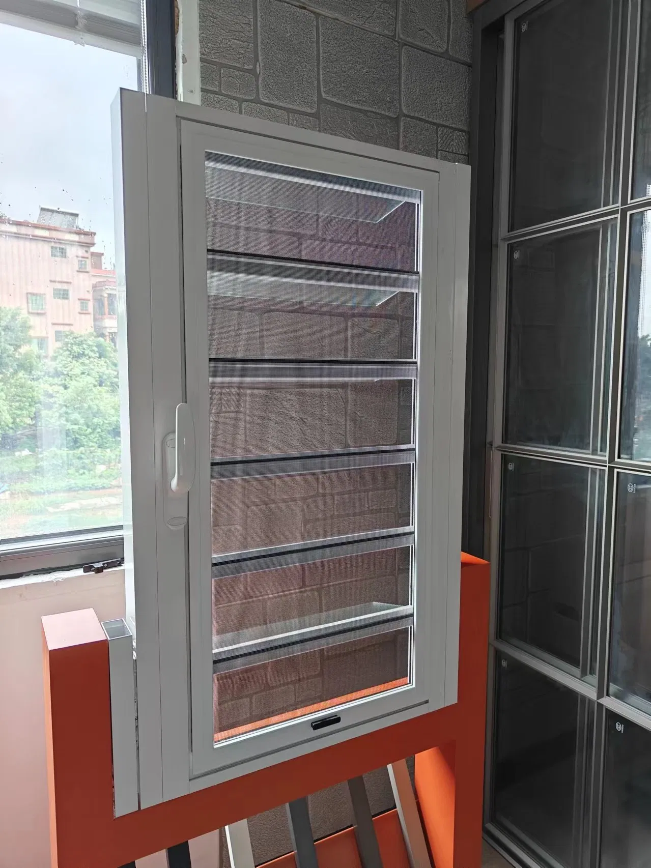 Kdsbuilding Aluminum Glass Louver Windows Supplier Aluminium Adjustable Louver Window for Apartment
