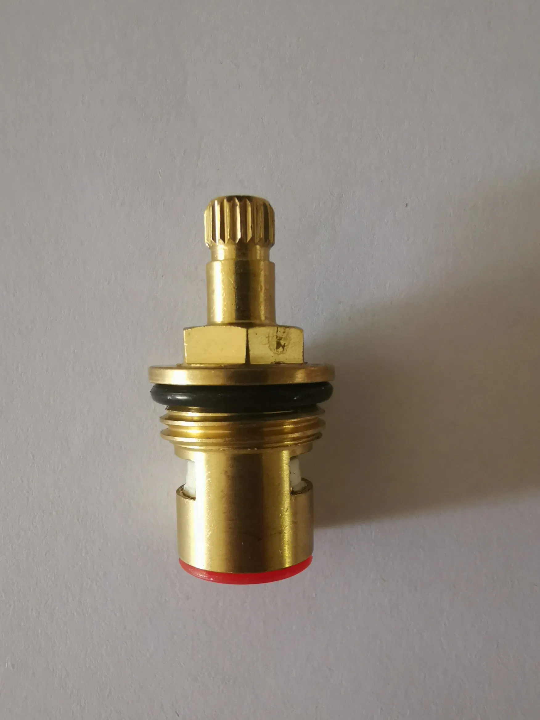 Ceramic Disc Cartridge for Bathroom Faucet Parts Made of Forged Brass