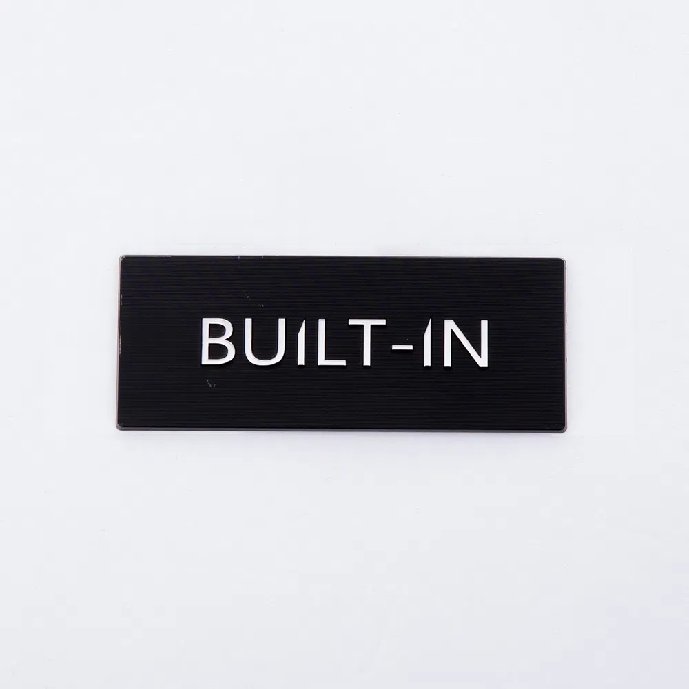 Emblem Nameplate Brushed Finish Surface Finish Metal Label Advertising Words Custom Logo