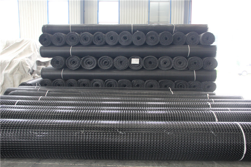 PP Biaxial Geogrid Plastics Biaxial Geogrid PP Triangle Geogrid for Soil Reinforcement