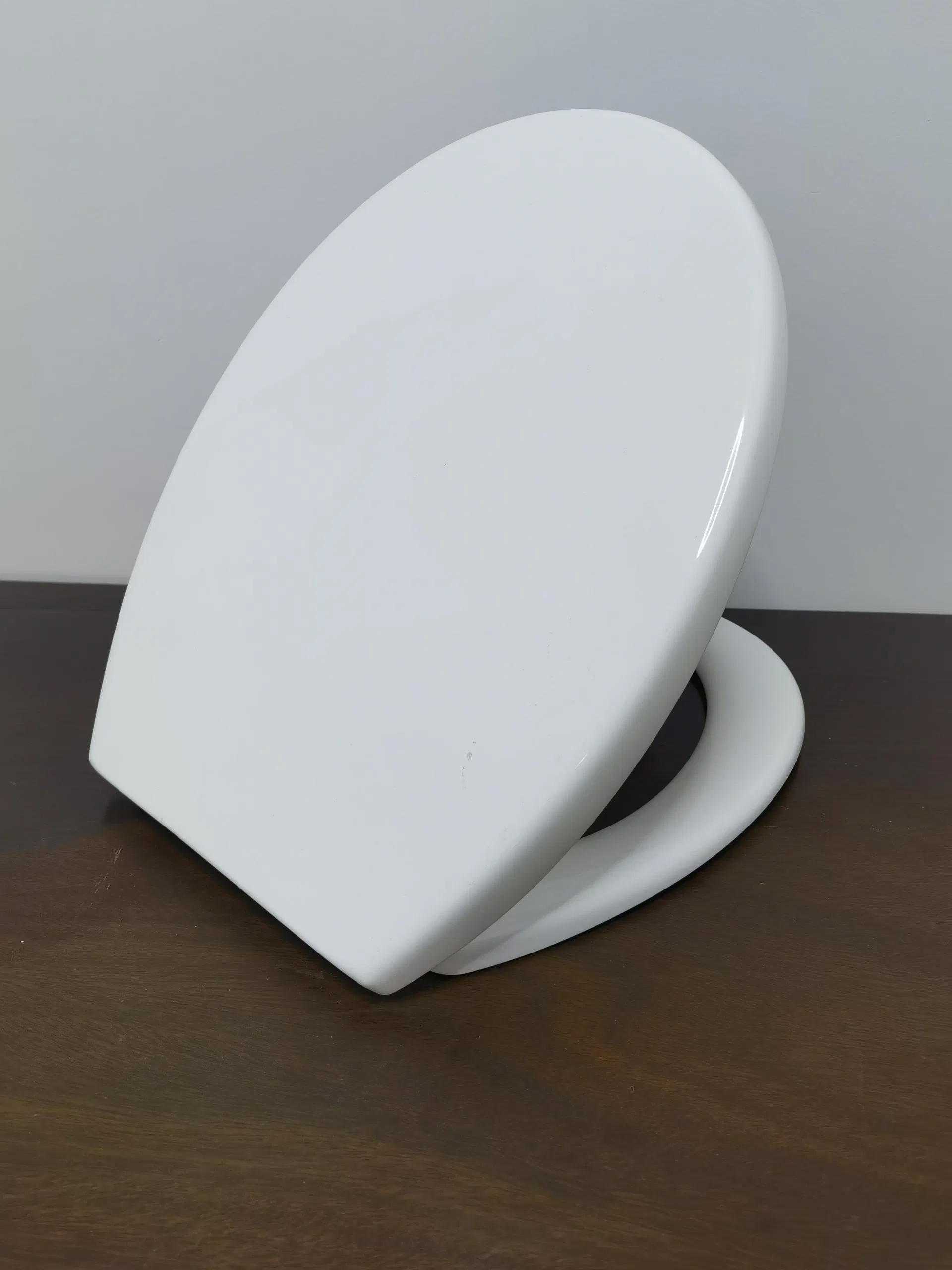 BSCI Audited UF Toilet Seat Factory 500 MOQ Custom Logo Slow-Close Hinges