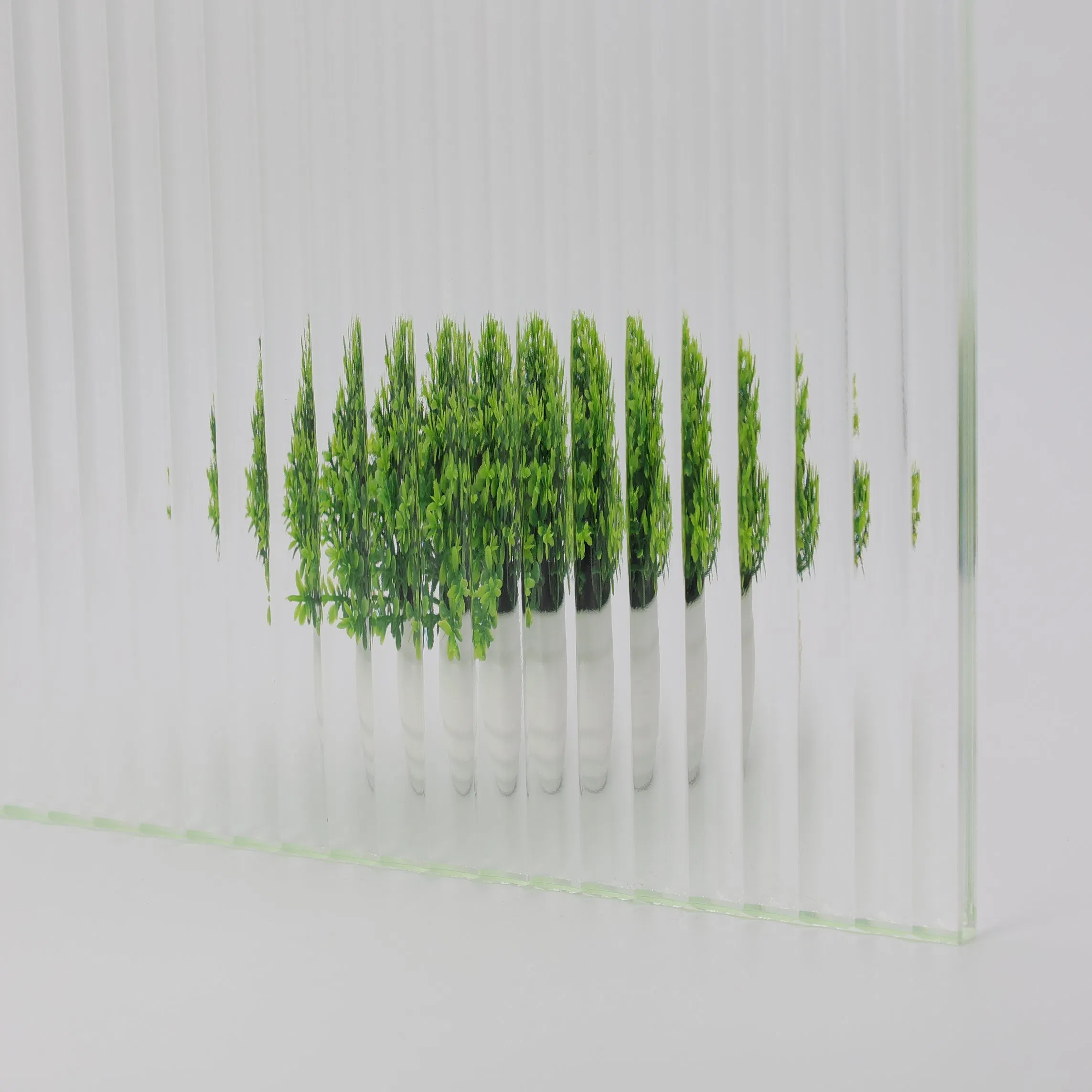 3mm-10mm Clear/Ultra Clear/Tinted/Colored Patterned/Figured/Rolled/Obscured/Frosted Float Glass for Building/Tempered/Laminated/Decoration