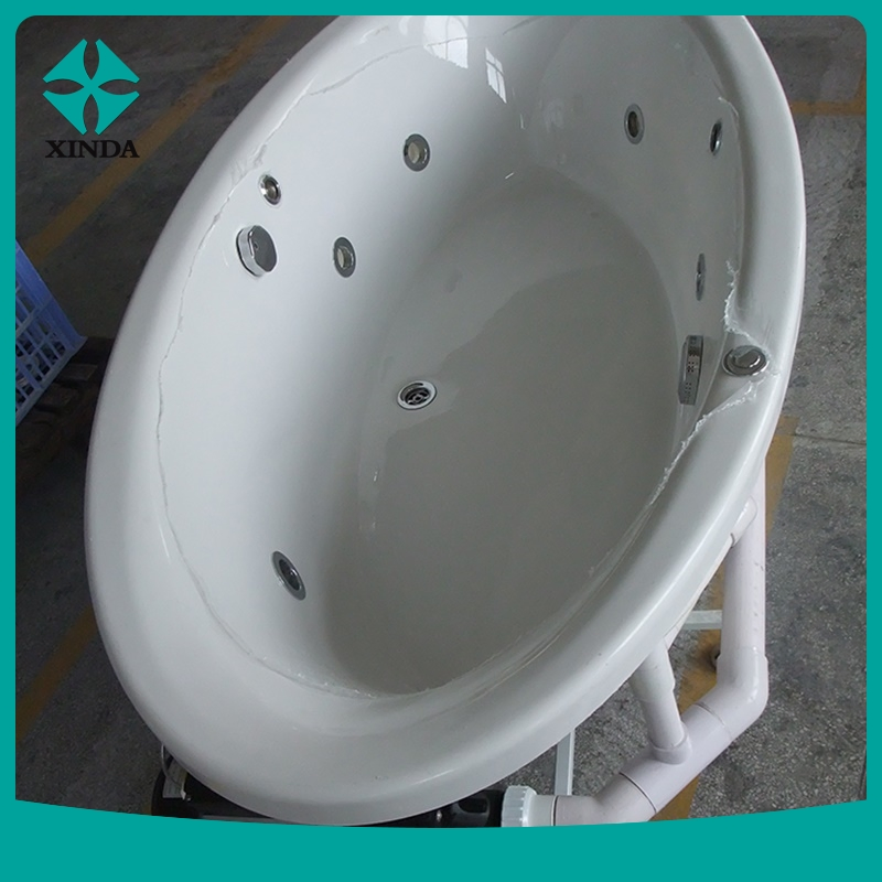 Угловая акриловая ванна с гидромассажем