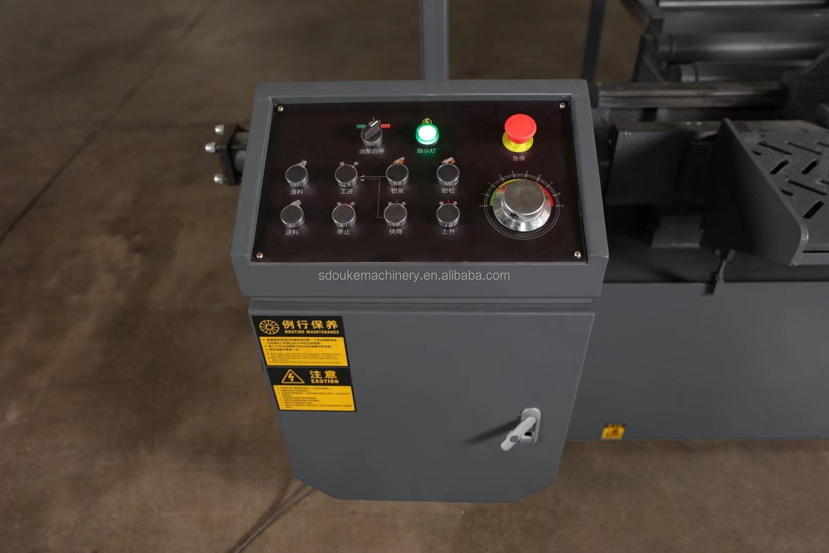 Ленточная пила по металлу автоматическая ЧПУ