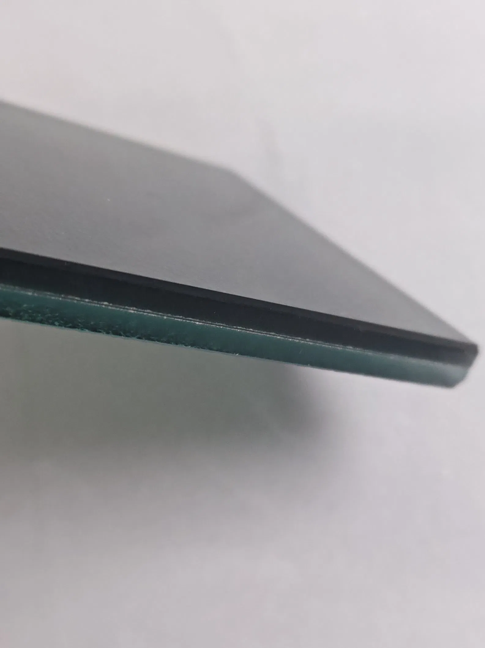 Crystal Clear Iridescent Glass Feature Wall Glass Laminated Glass