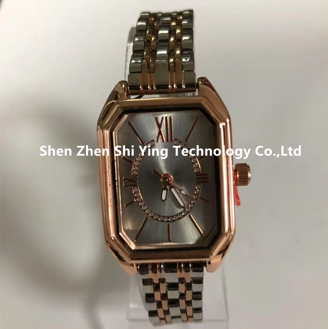 Customized Promotional Fashion Crystal Alloy Wrist Watch for Ladies Women Gift