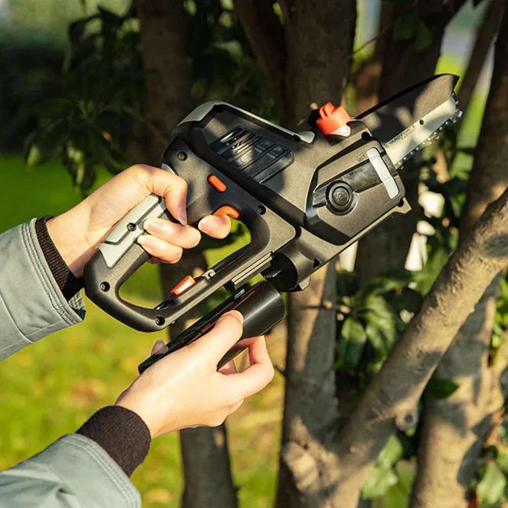 Yard Force 12V Cordless Mini Chainsaw with 4.0ah Li-ion Battery, 100mm (4") Cutting, 7m/S Speed for Wood, Garden, DIY - Ls F12