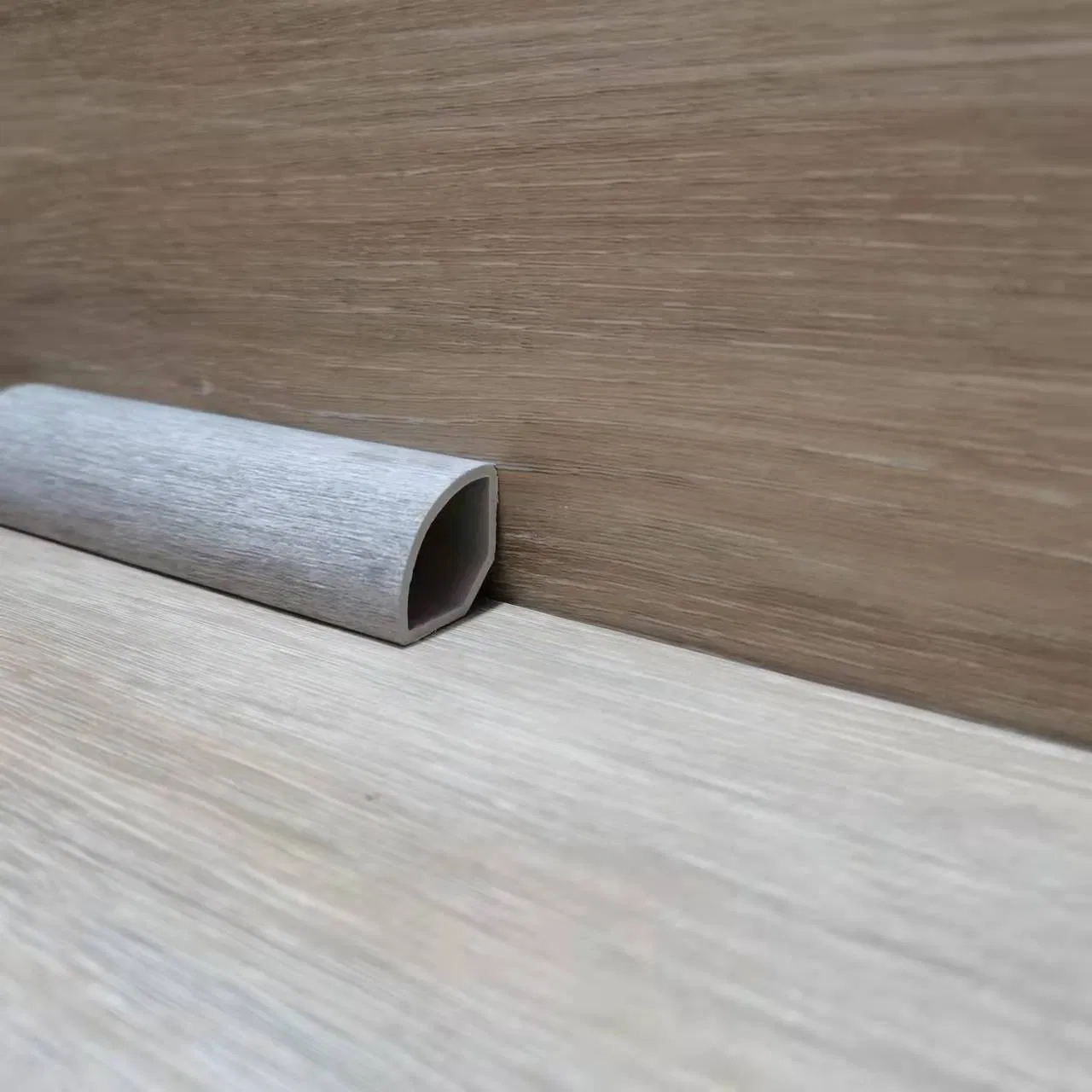 Waterproof PVC Spc Vinyl Quarter Round Flooring Accessories