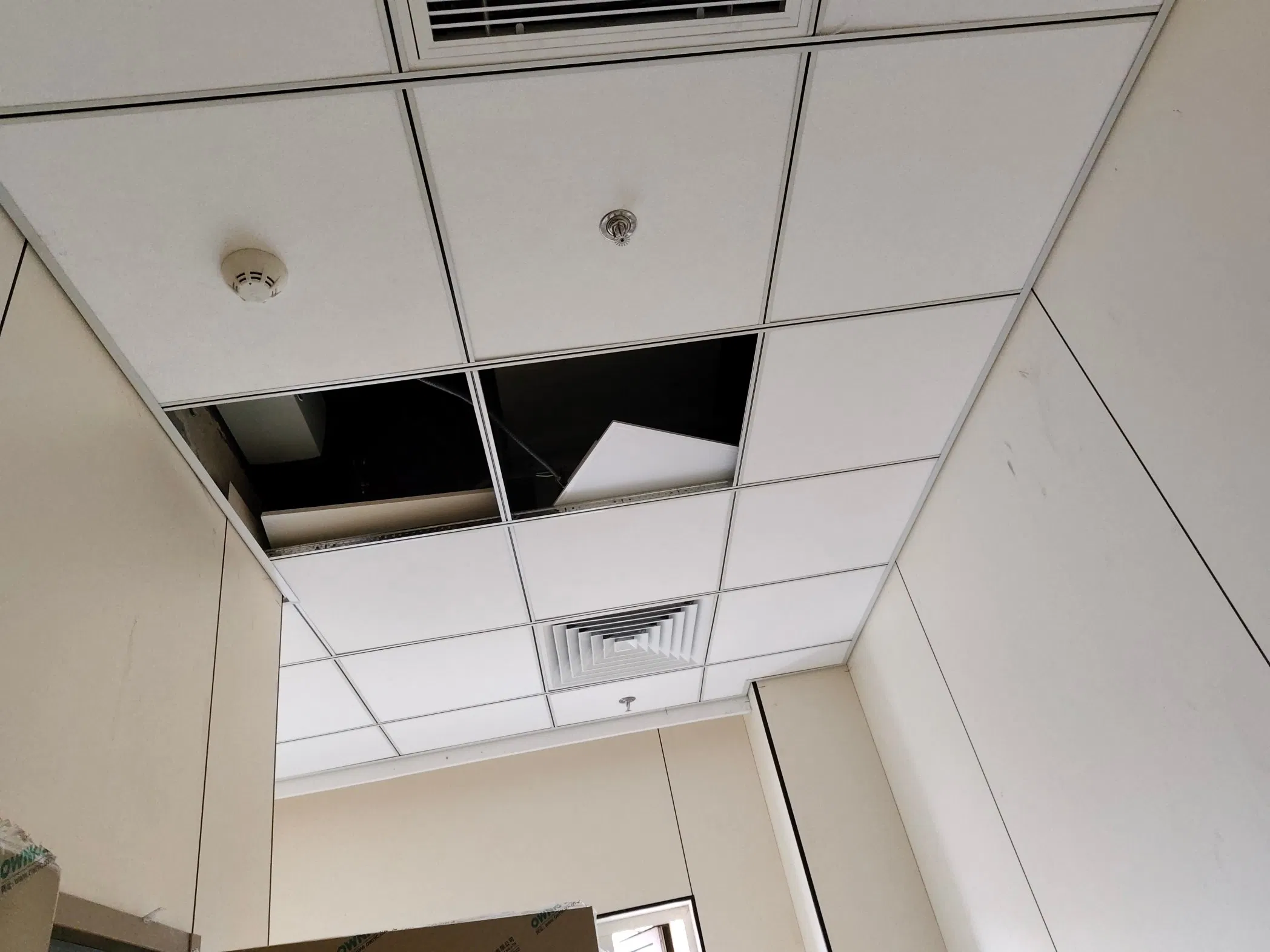 Factory Supply Acoustic Panel Suspended Insulation Ceiling Gird System and Sound-Absorbing Ceiling